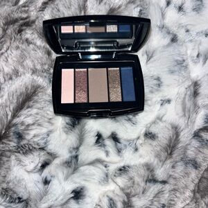 Laćome Pink and Brown Eyeshadow Palette for Versatile Looks. NWOT